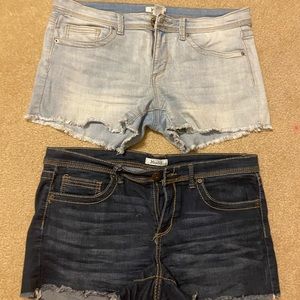 Juniors mudd brand shorts